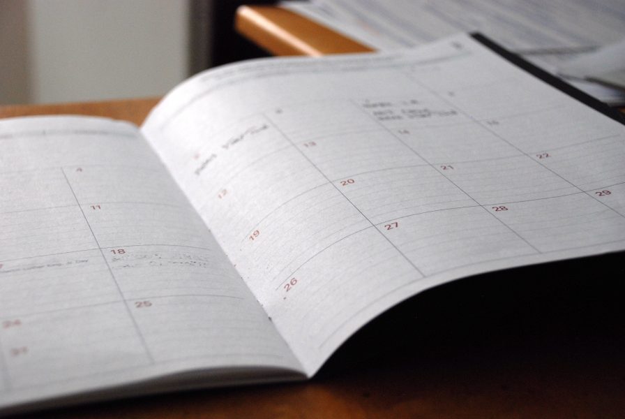 aufgeschlagener Kalender, Redaktionsplan